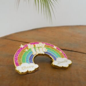 Pin arcoiris: rosado, amarillo, verde, azul y morado.